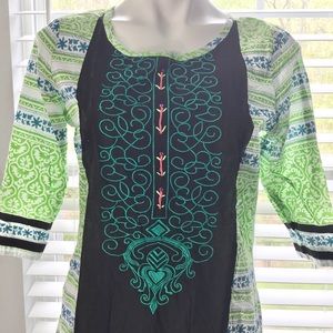 Pre owned  Pakistani green Lawn kurti women size Large